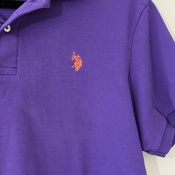 U.S. Polo ASSN Polo Shirt Men's Medium Purple Golfing 2 Button Luxury Feel - Picture 4 of 5